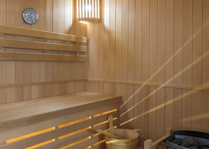 酒店 宜必思圣纳扎尔特里纳克酒店