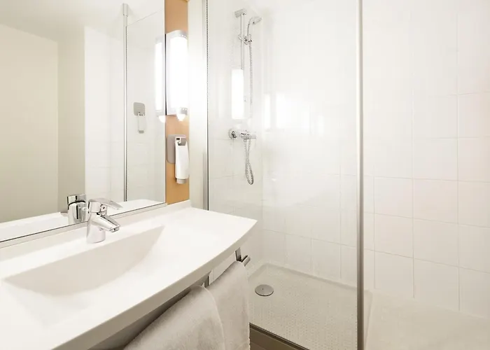 Ibis Saint-nazaire - Hotel 3*